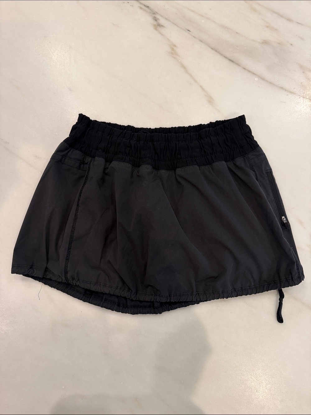 LULULEMON Black Athletic Skort with Elastic Waist Size 8